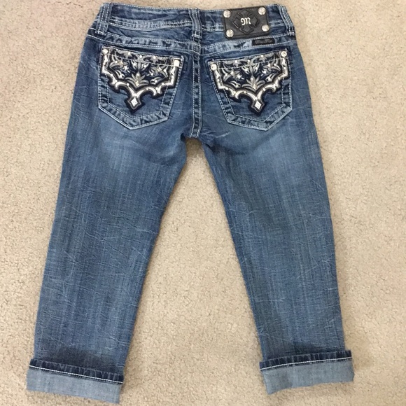 Miss Me Pants - 💕Miss me jeans cuffed Capri sz 25 awesome 💕